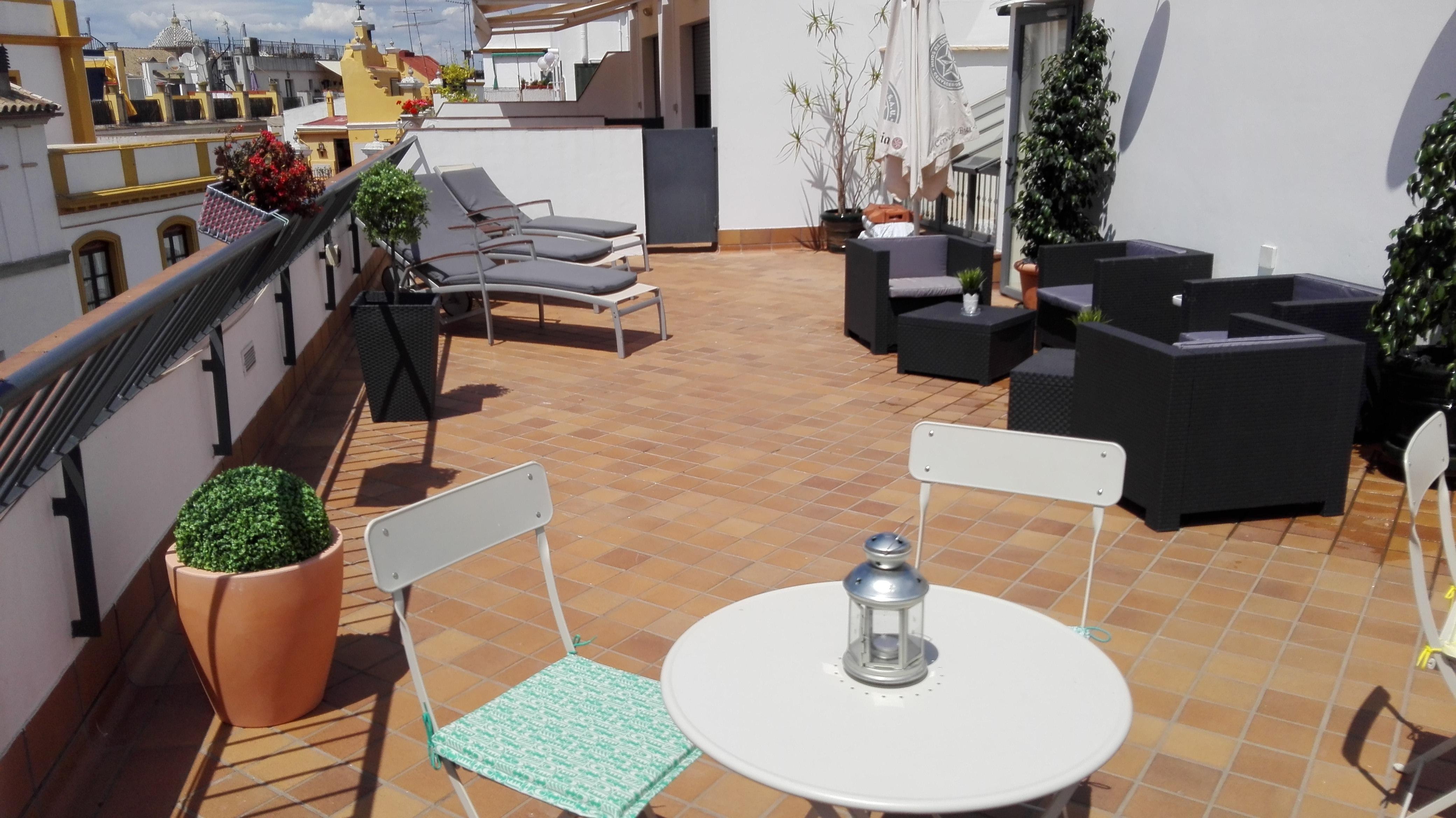 Basic Hotel Dona Manuela Seville Exterior photo